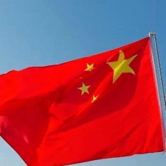 练武术的小邓