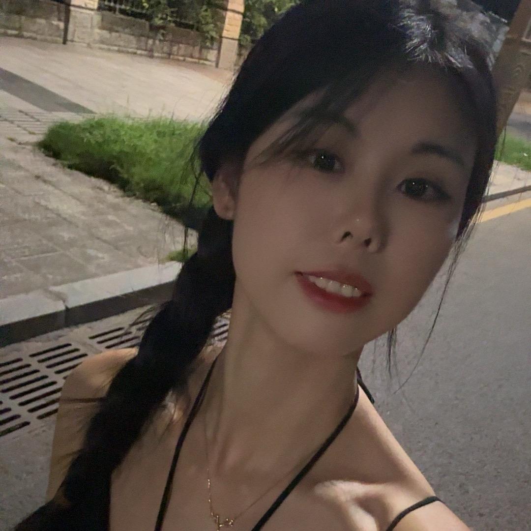 月亮小摊🌙
