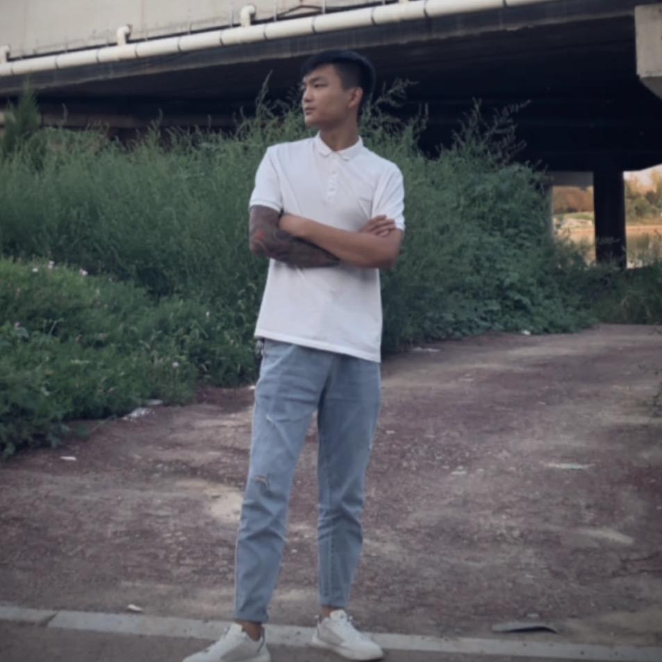 不吃刘肉（骨折中）