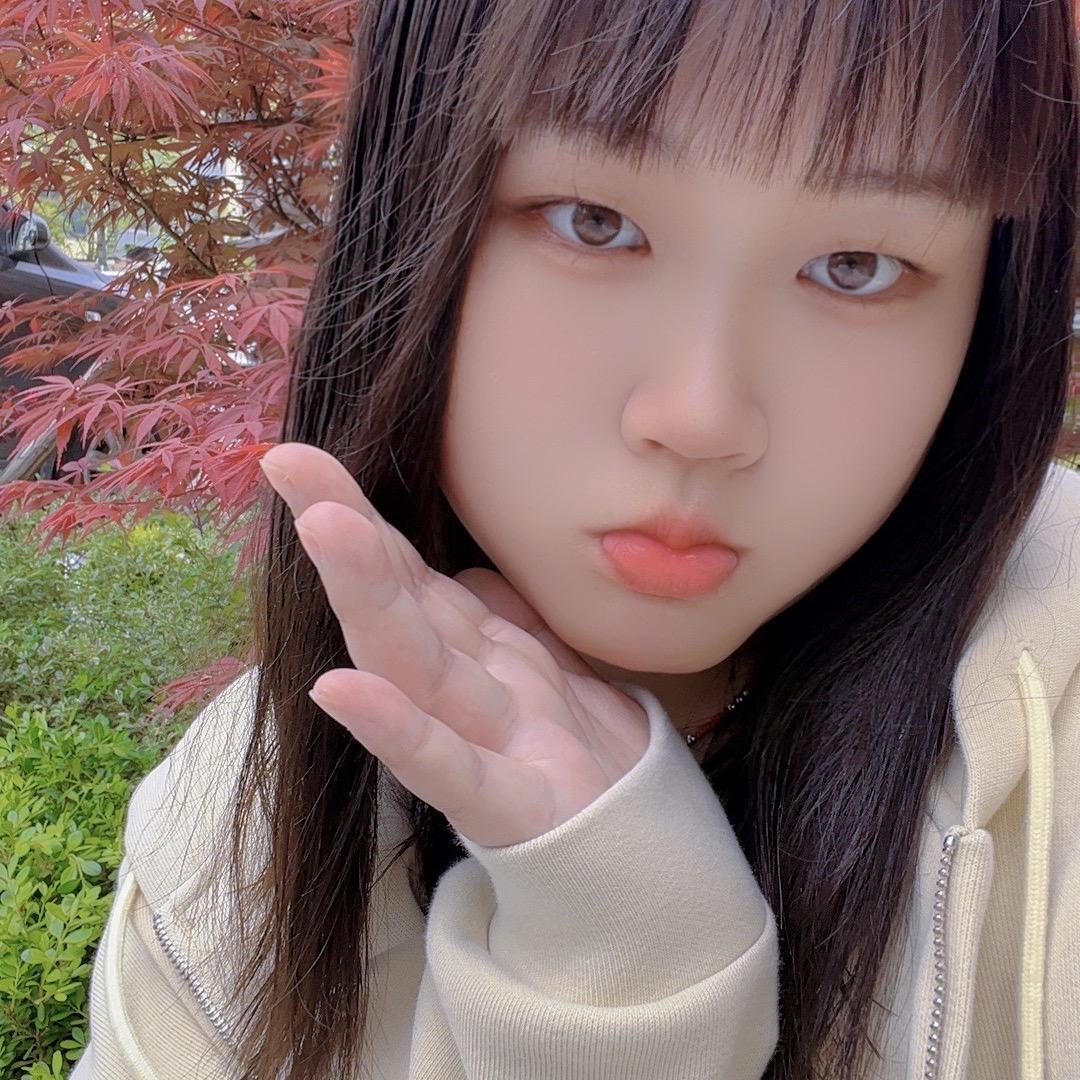 是诗柚吖💕