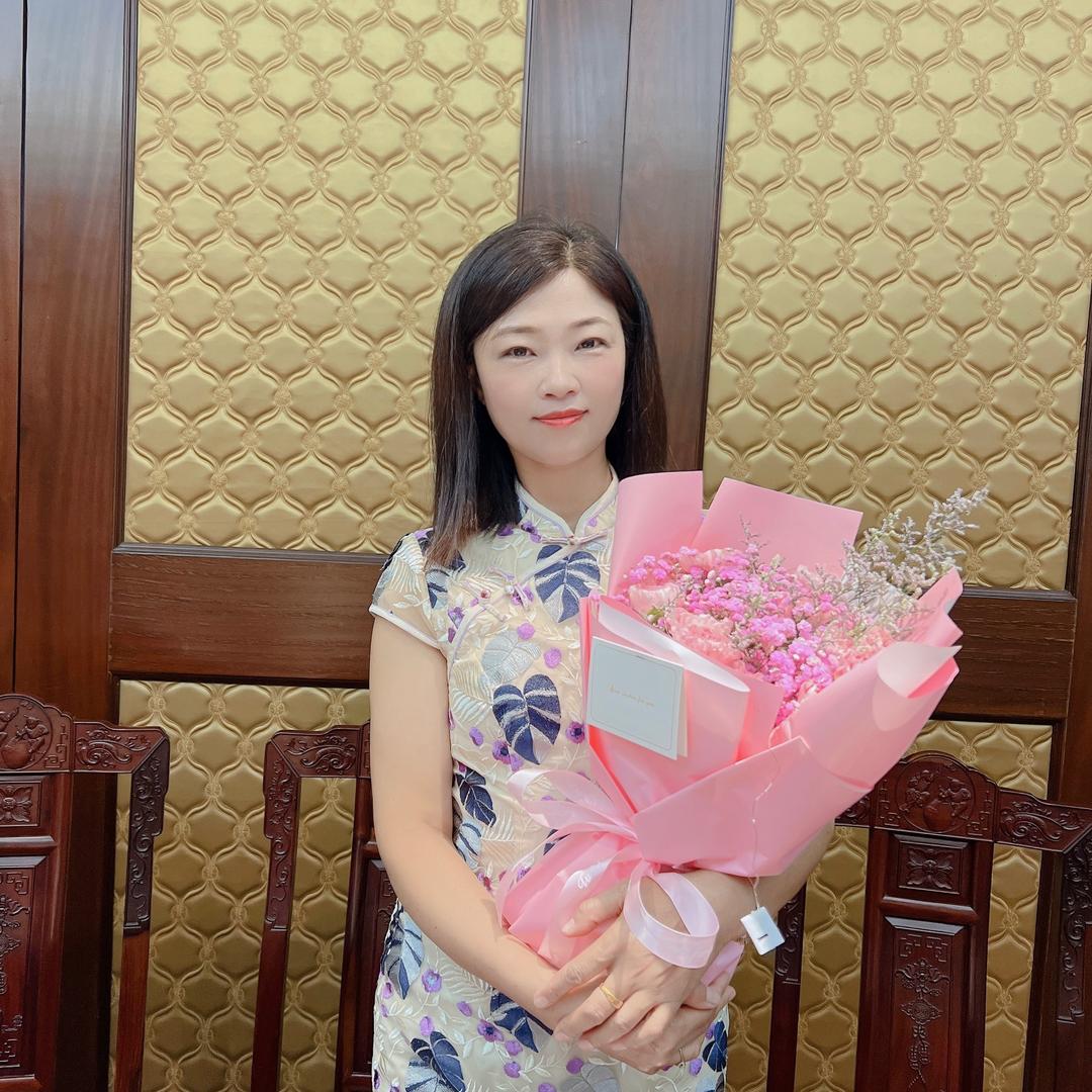 爱清唱的姐姐