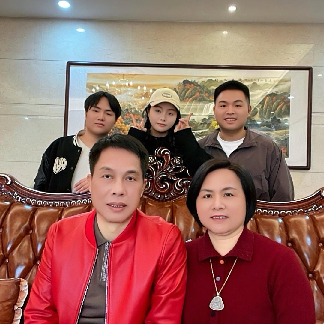 万歌尼(玉姐)