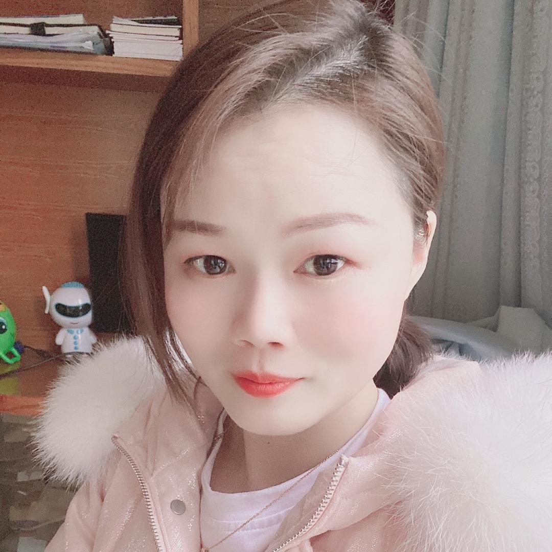 卖童装的玲玲