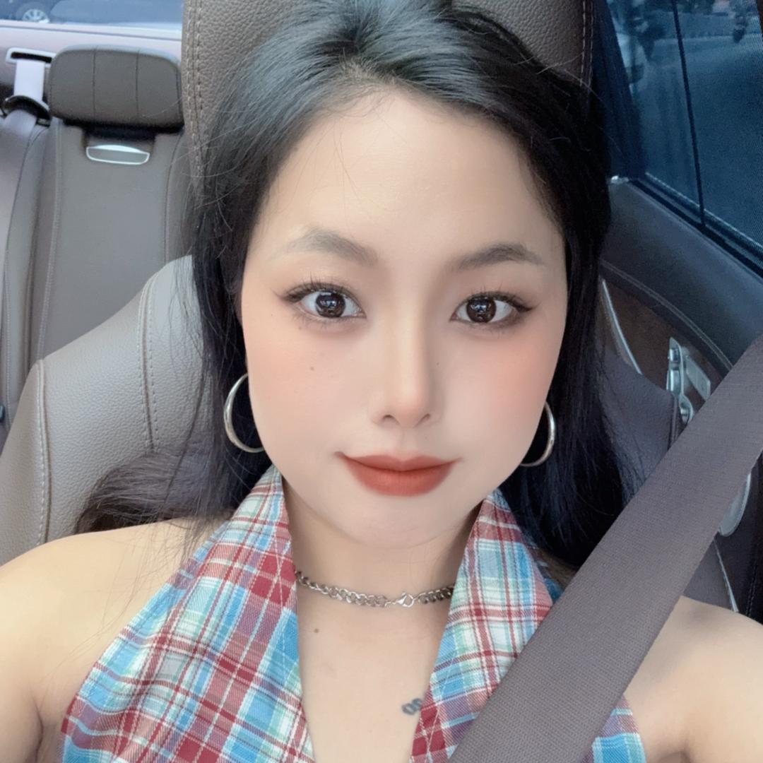 凤凰仕通汽贸小张