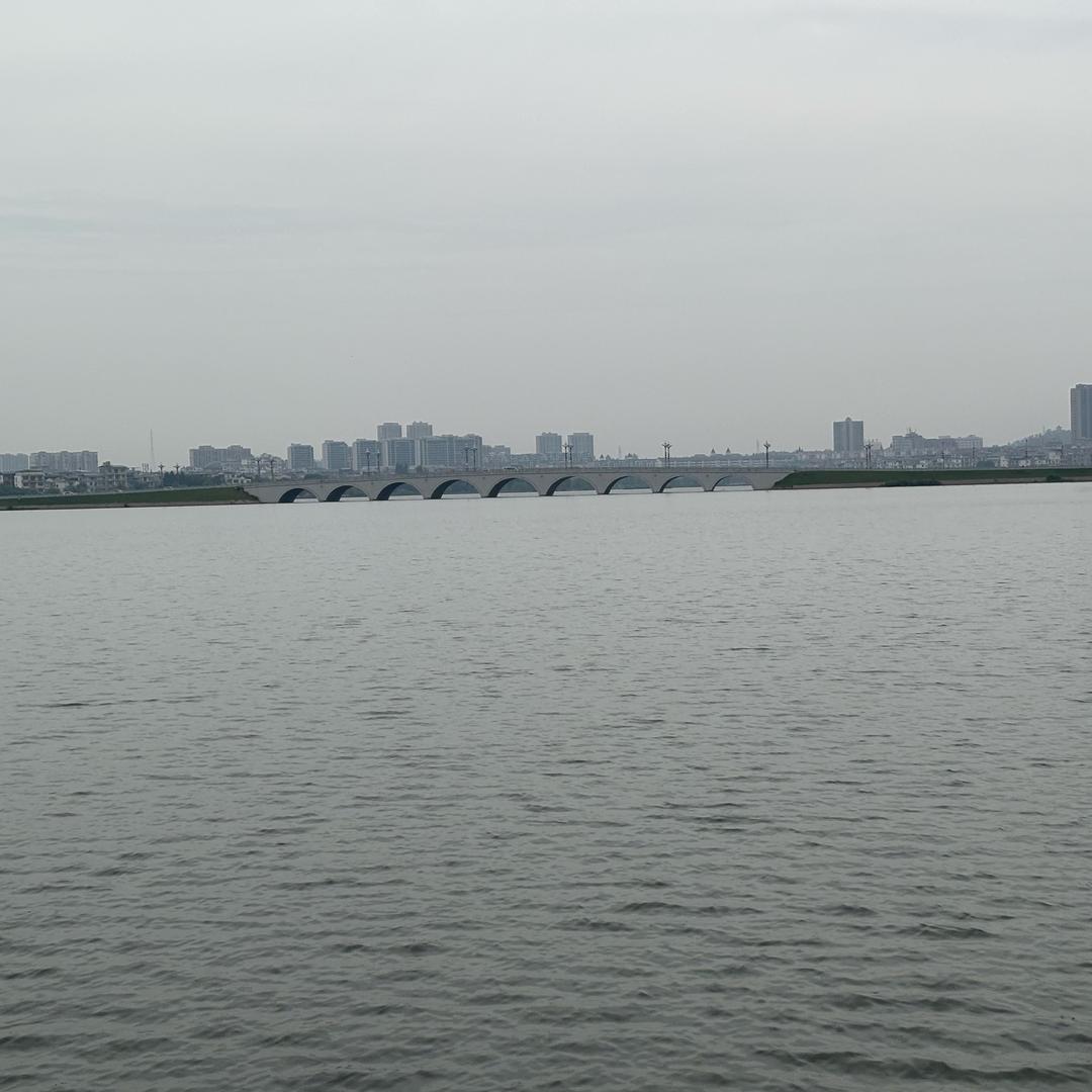 沉底