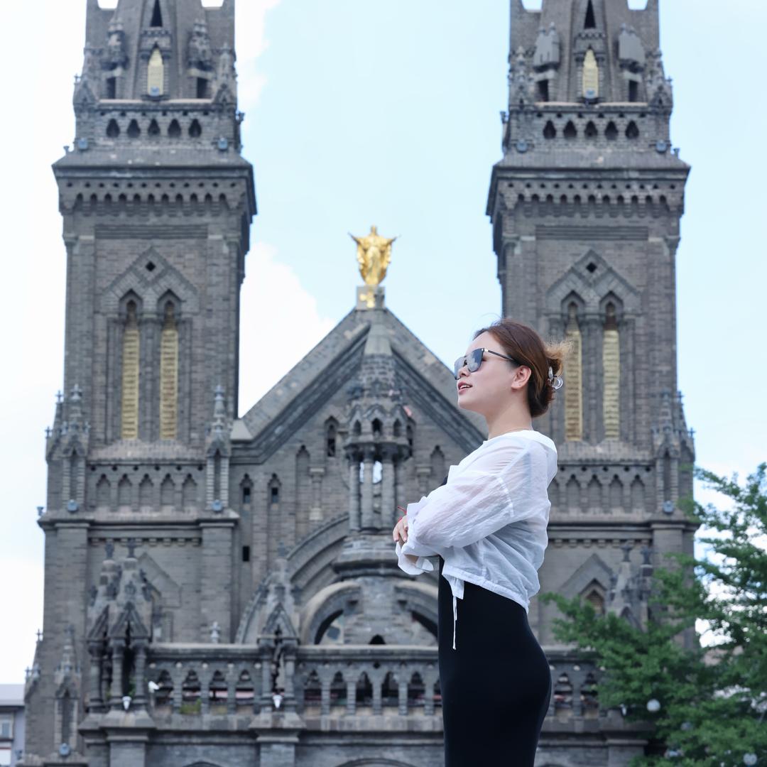 向我看齐叭˶˃ ᵕ ˂