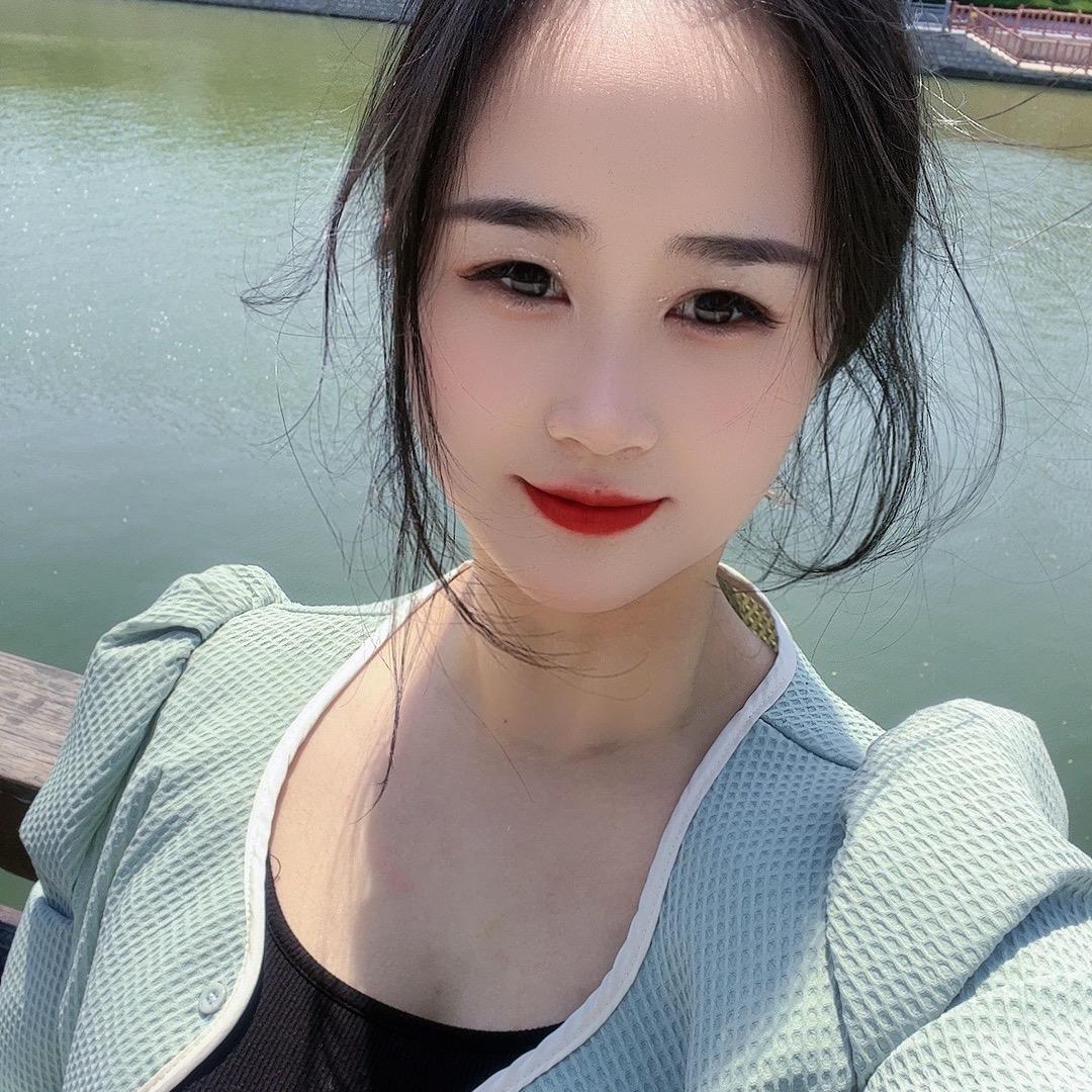 君君子🧚‍♀️