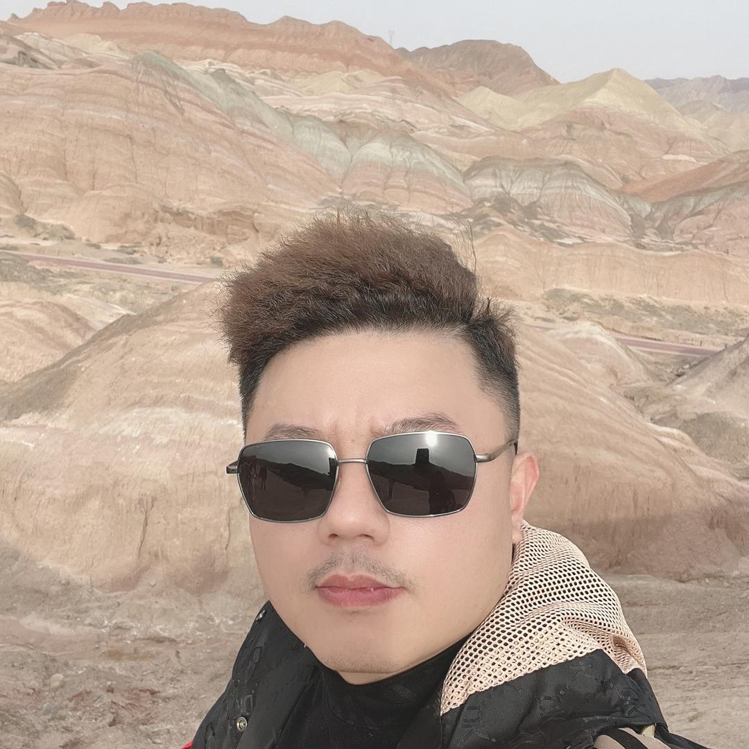 南充 风彩美发 免打理烫发店