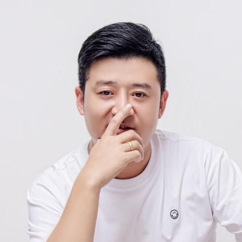 中西主持人超凡