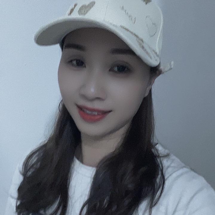 轻轻颖
