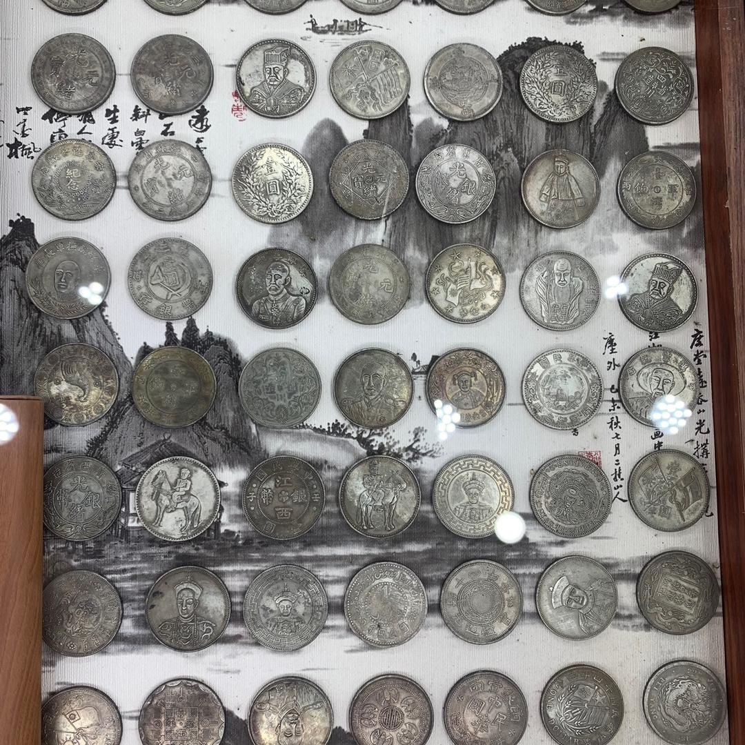 对着太阳唱情歌