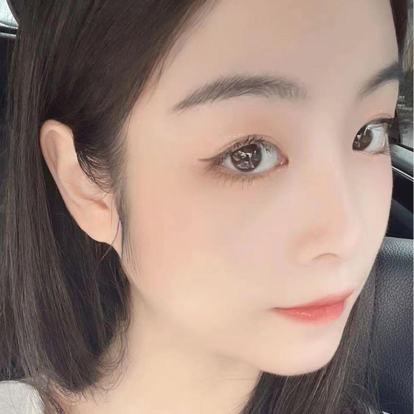 巷子里的猫