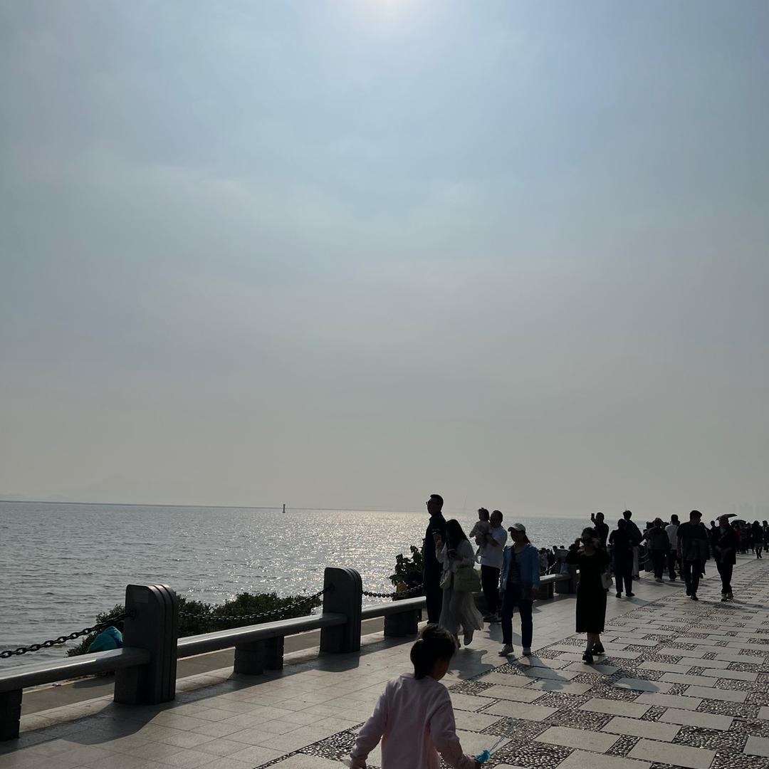 嗯，往前冲