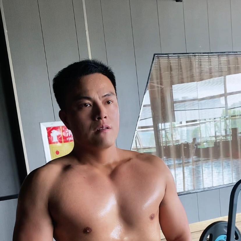 小城故事