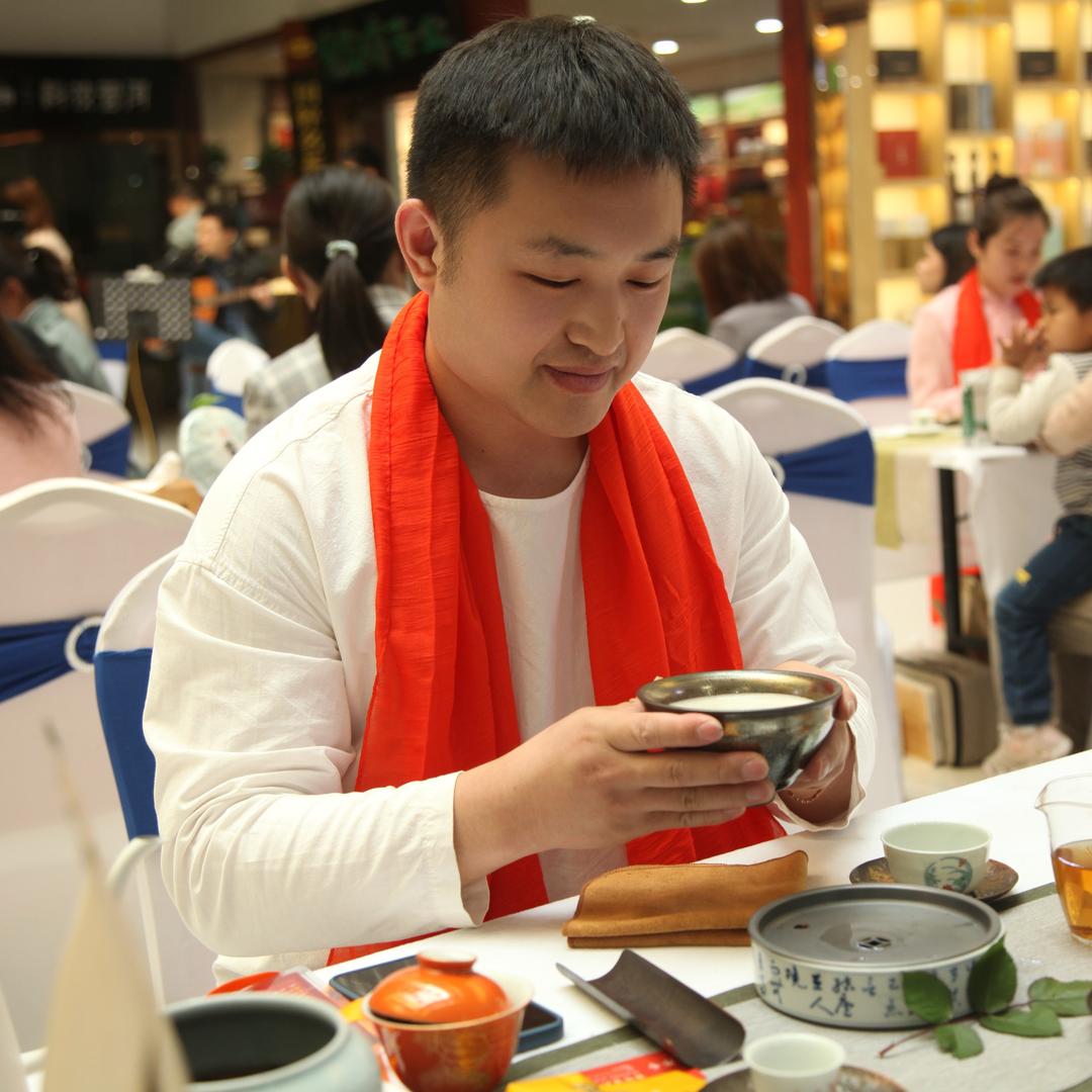 向东【以茶会友】