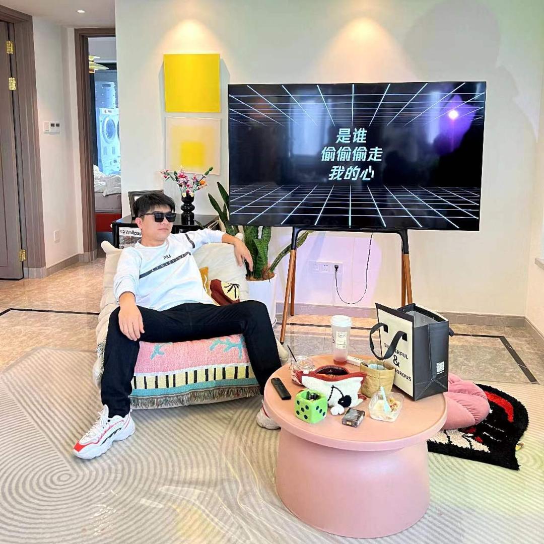 是谁偷偷偷走我的心