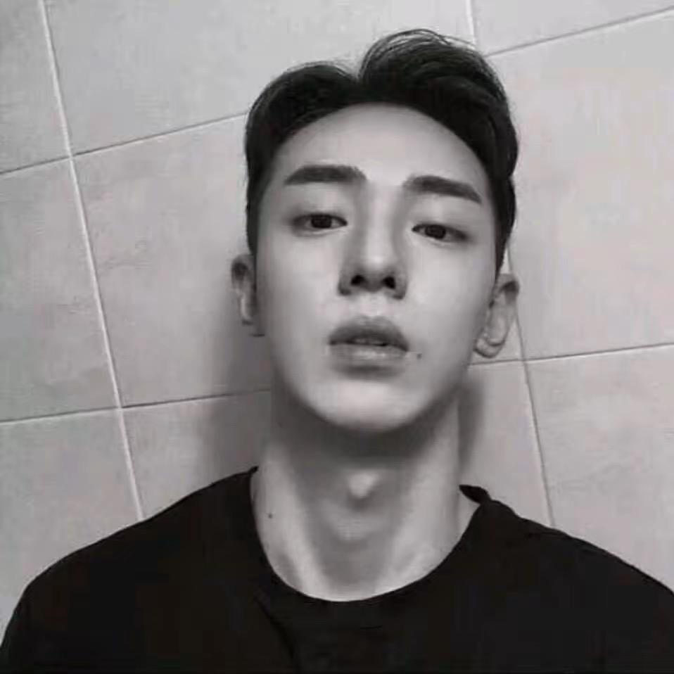 @飞.