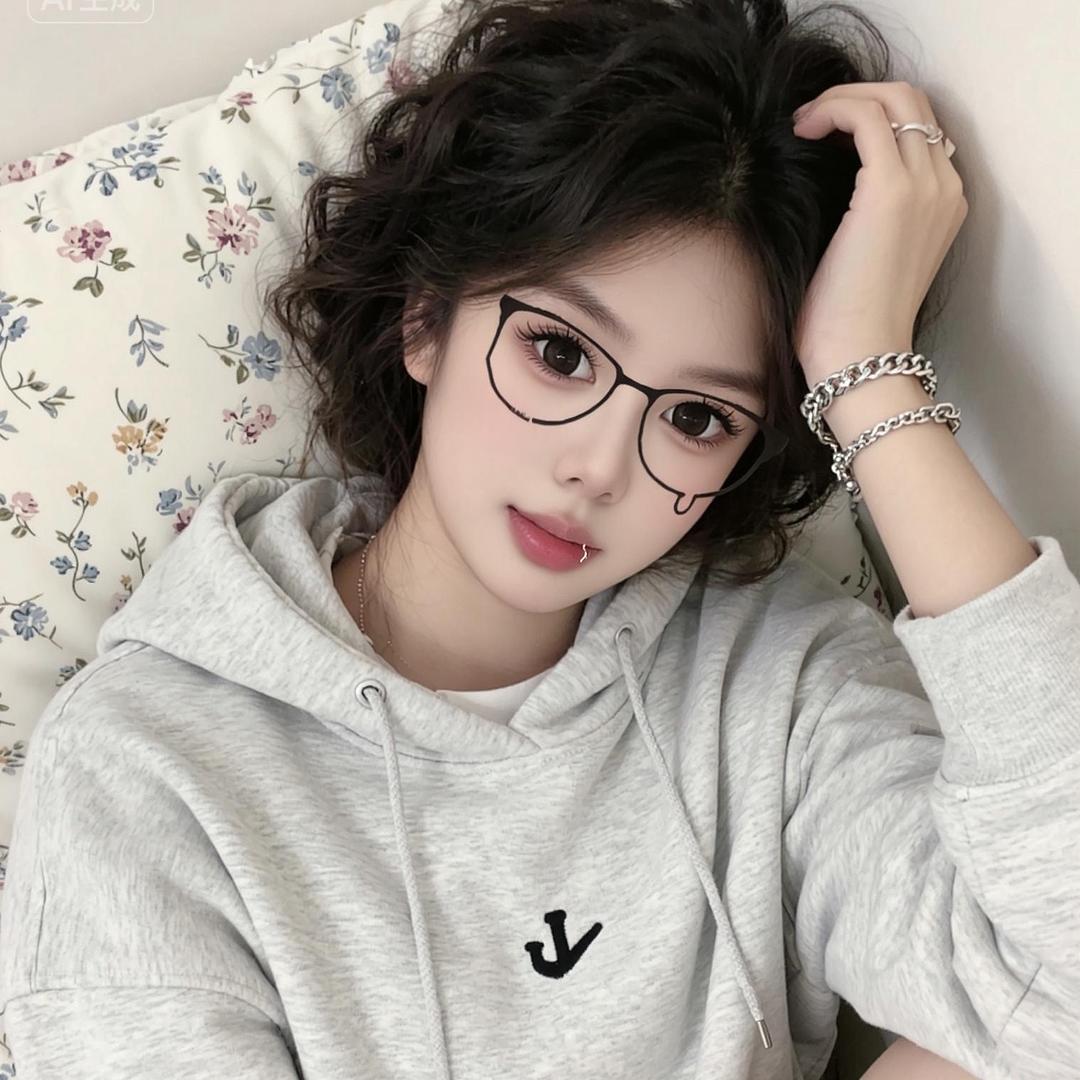 诗诗💒