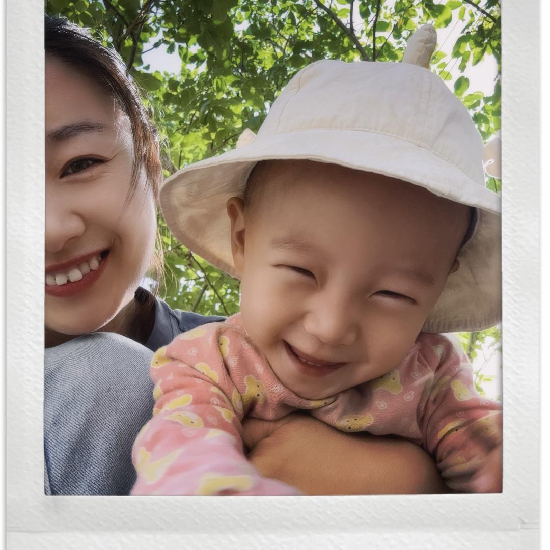 卡蒂亚婚纱摄影化妆师～黄菊