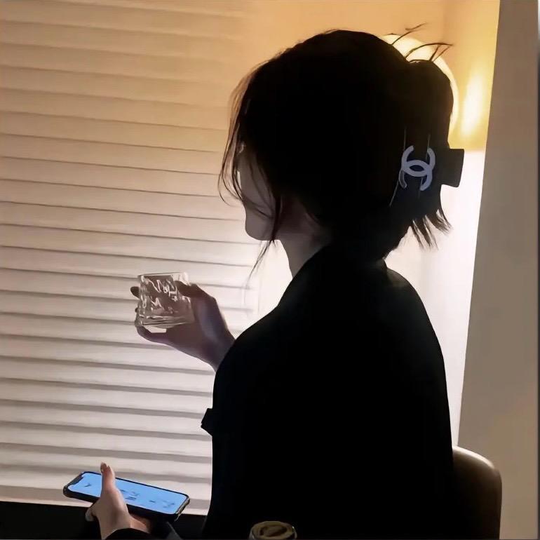 ＬＬ