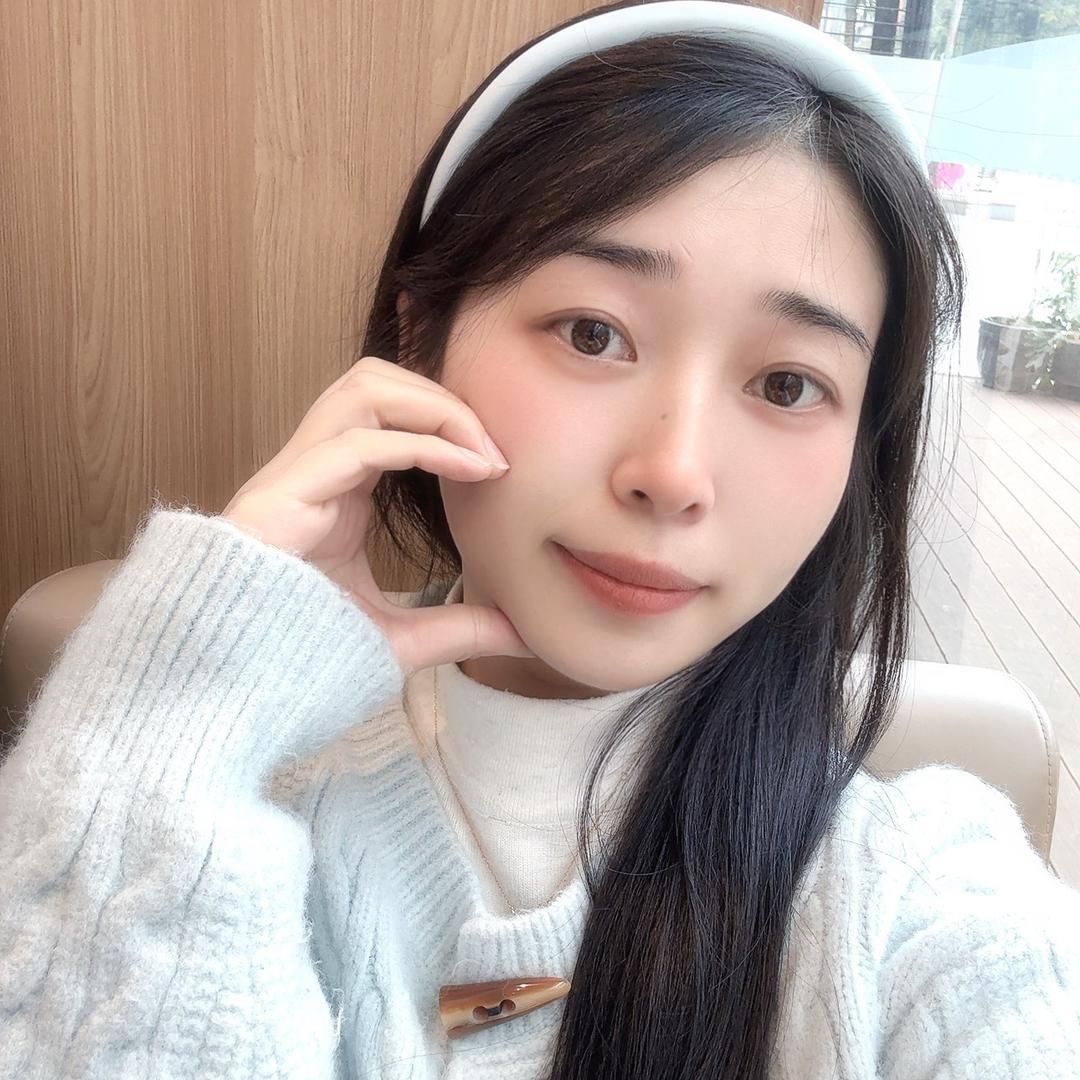 一朵云童装精品馆
