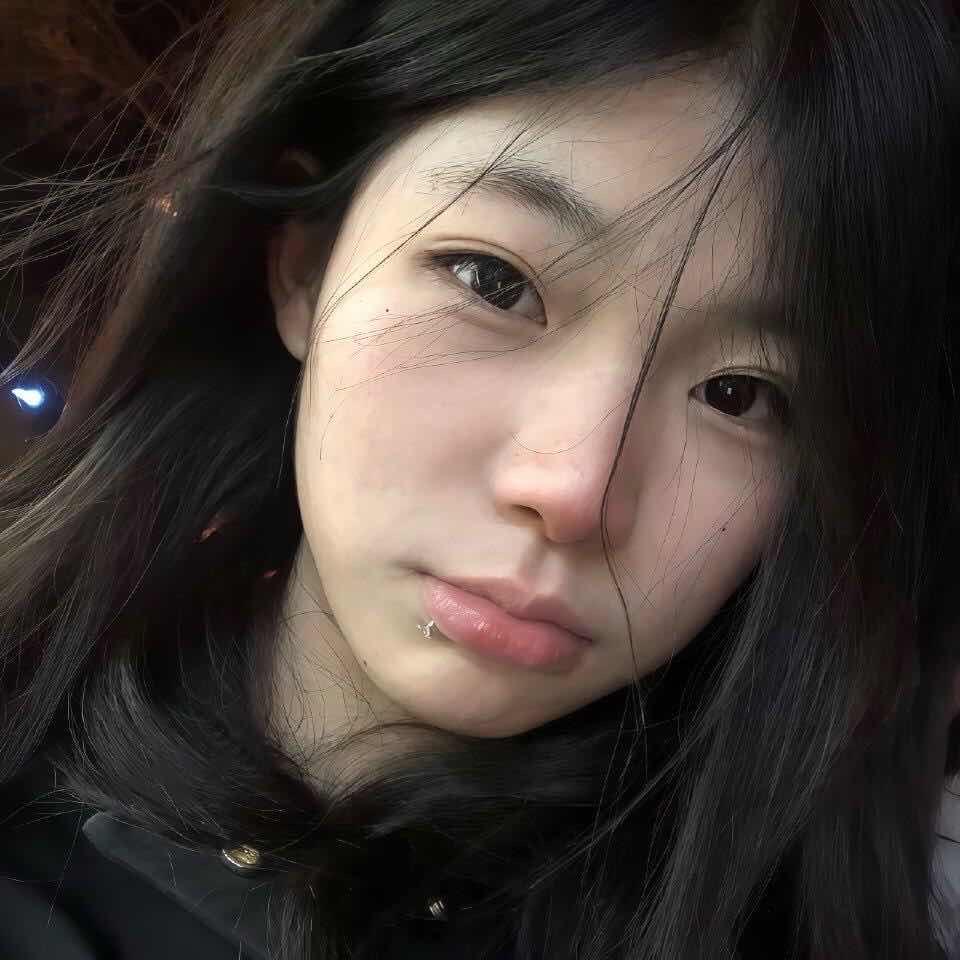 33岁二婚高冷后妈