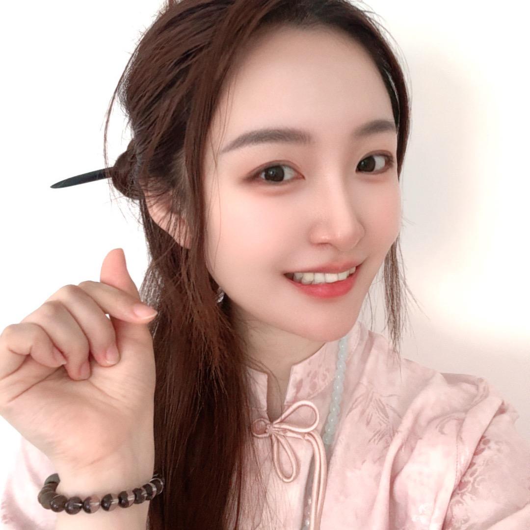 肉嘟嘟的面包片