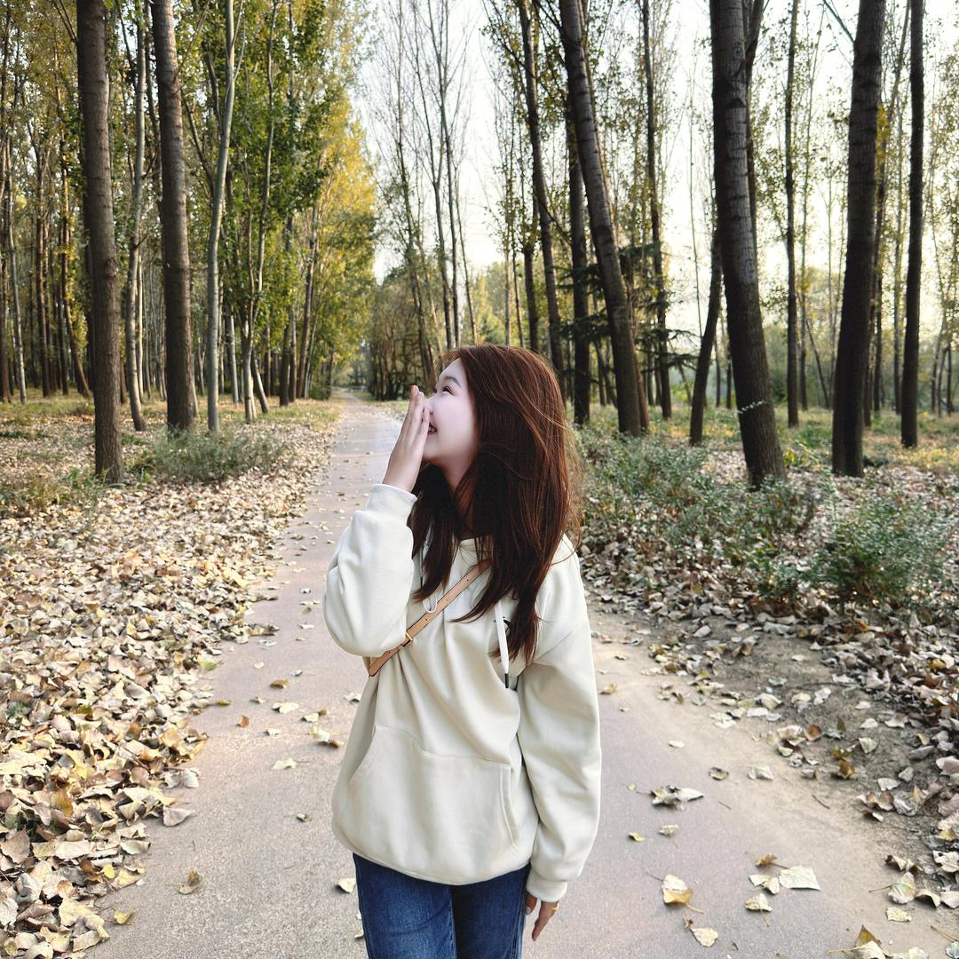 馮.
