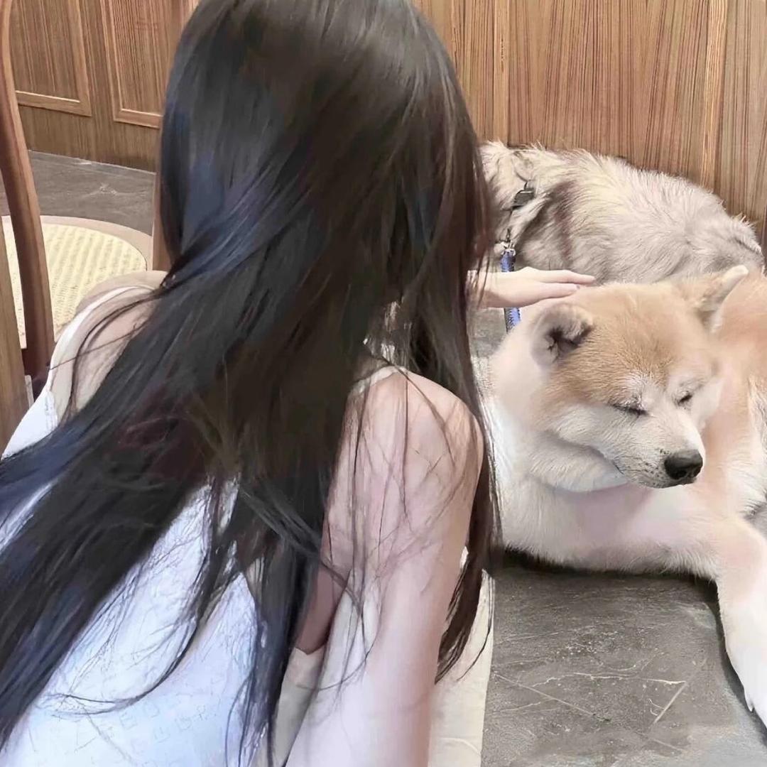 f，