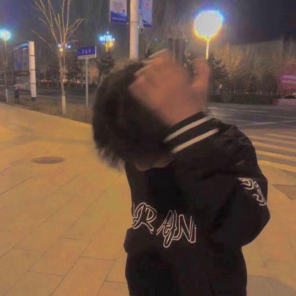 大头.