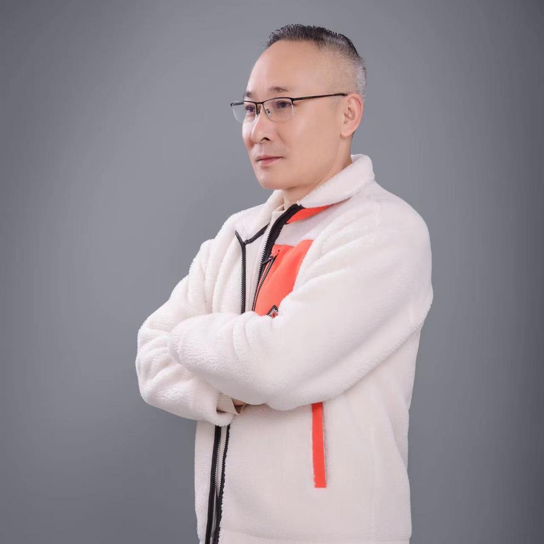 霞云飞服装