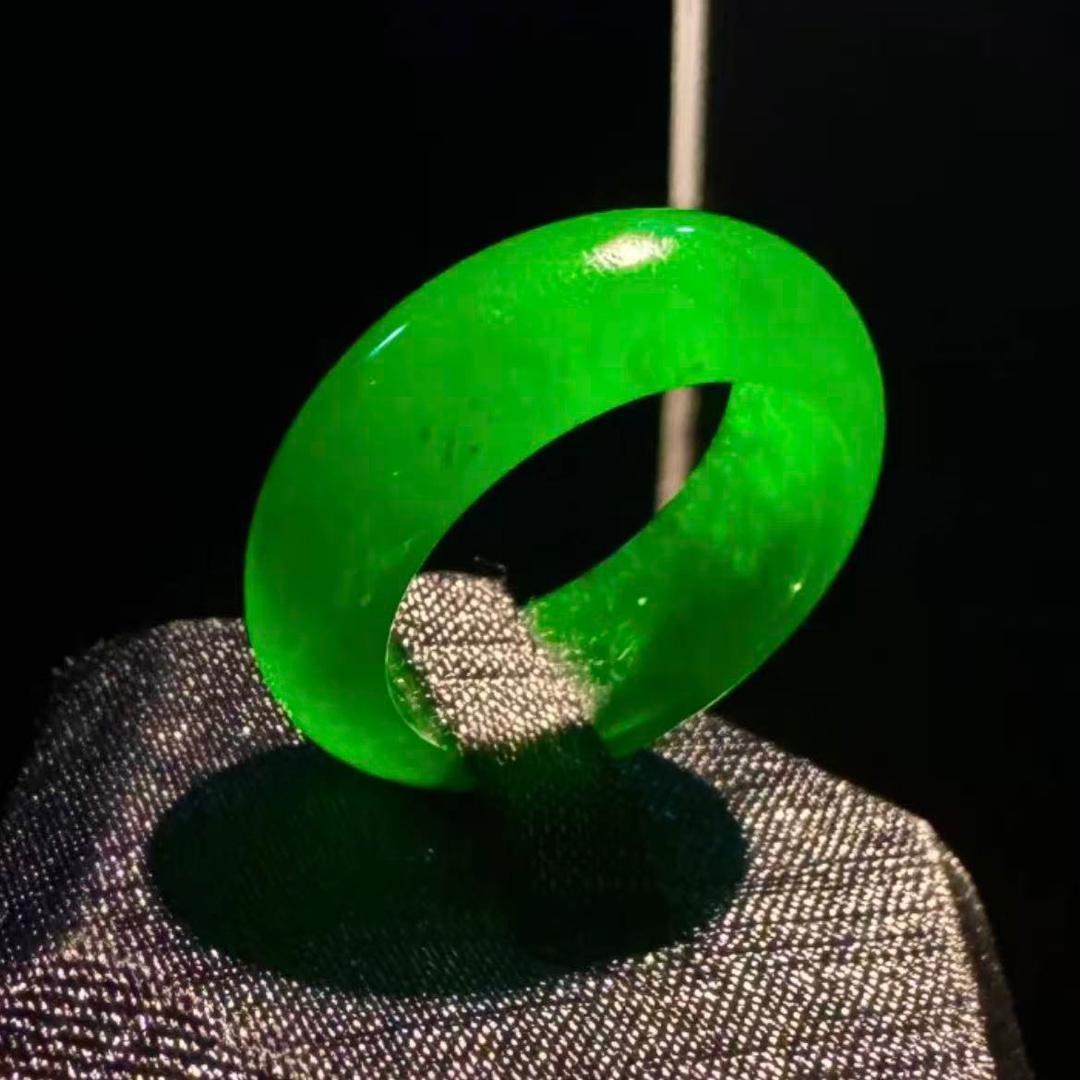 云朵翡翠珠宝