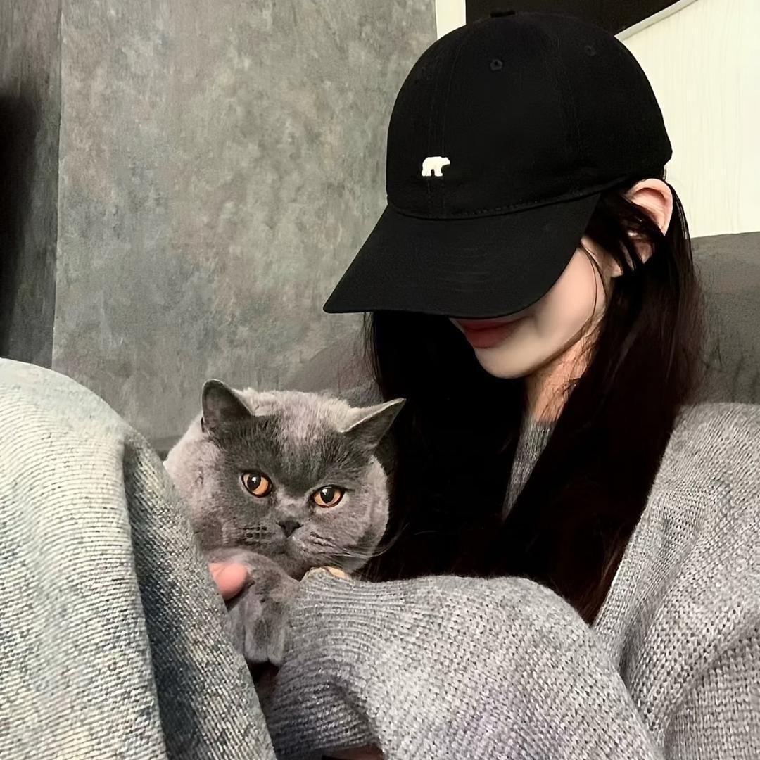 腼腆小美