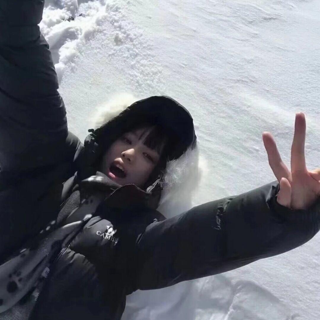 津津.