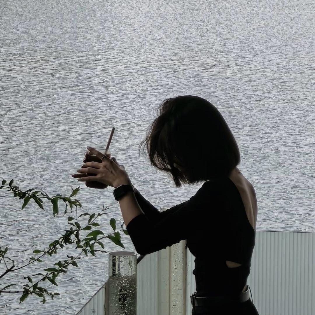 一薪一亿💰💰💵💶