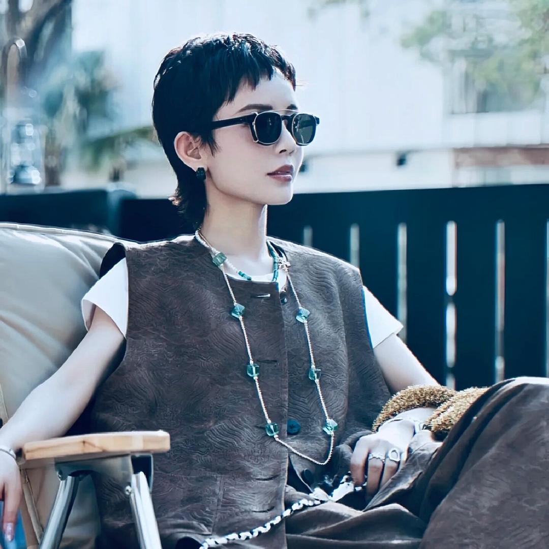 懂点审美的晶哥