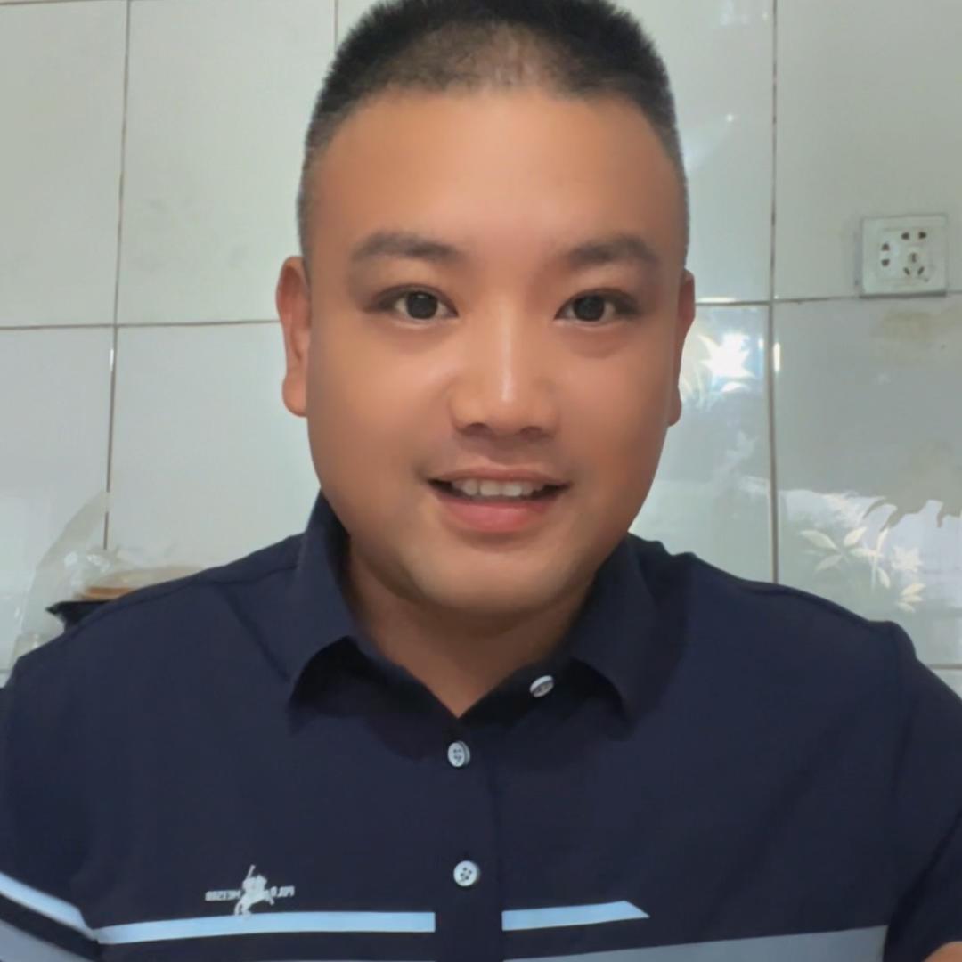 小马饿了