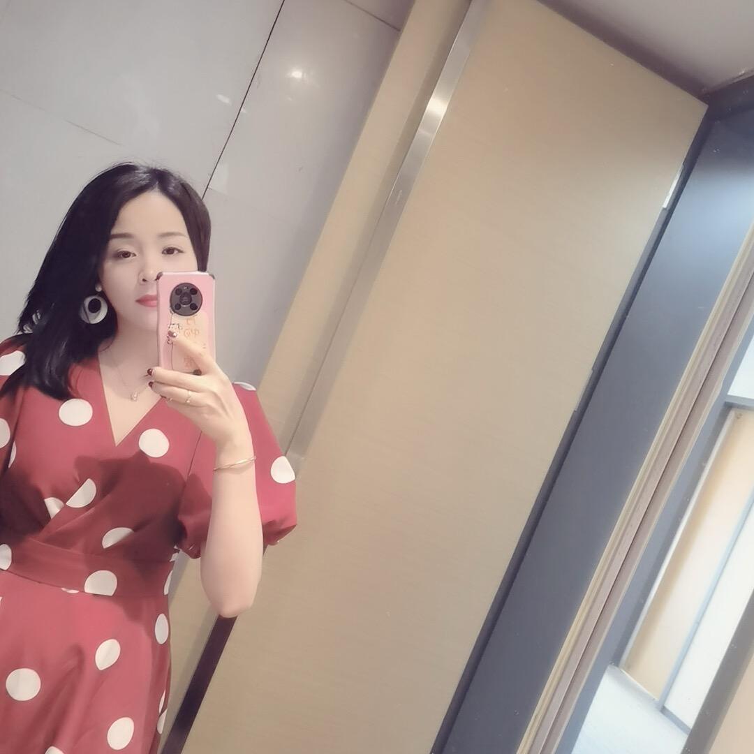 云朵☁️～彩彩
