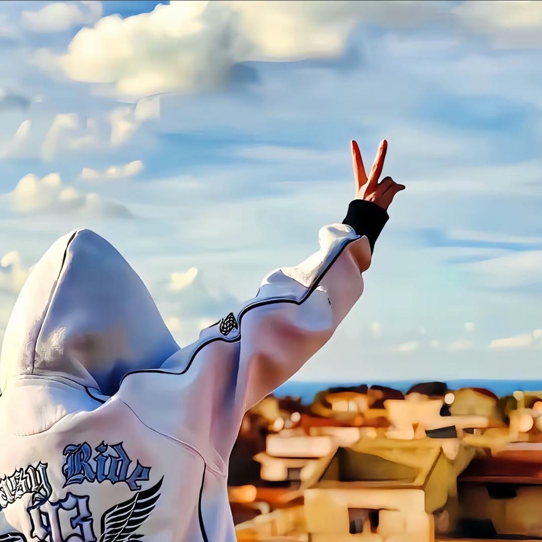 有人偷吃火龙果