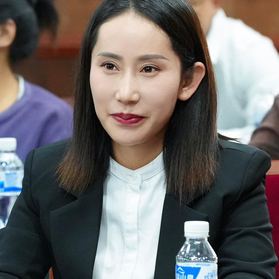 临沧壹家亲月嫂娇姐
