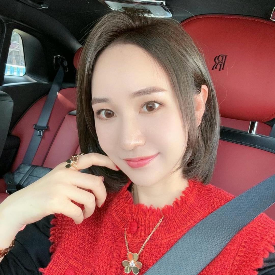 轩羽（精品衣橱💗）