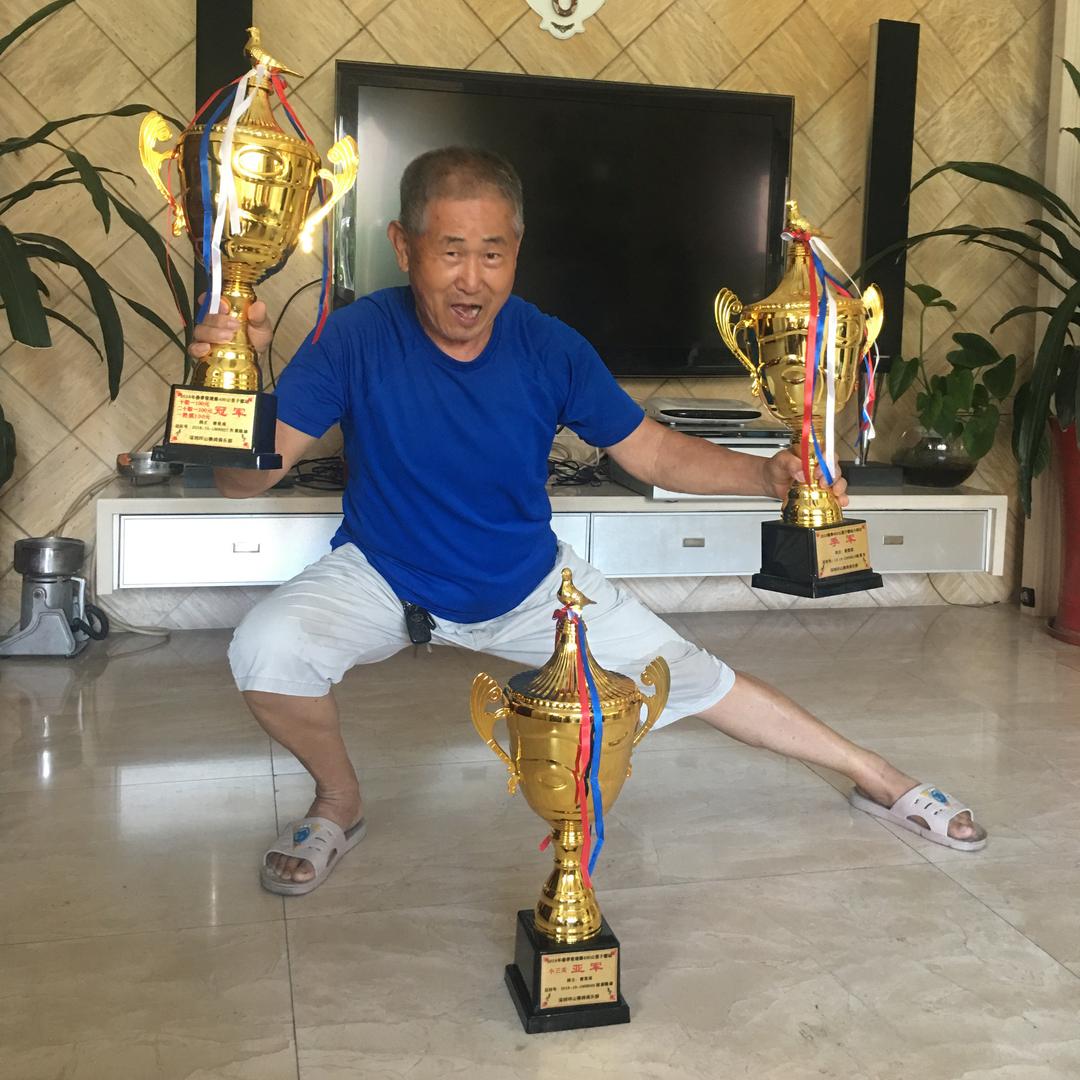 唐叔．广场舞．，扑克．鸽子