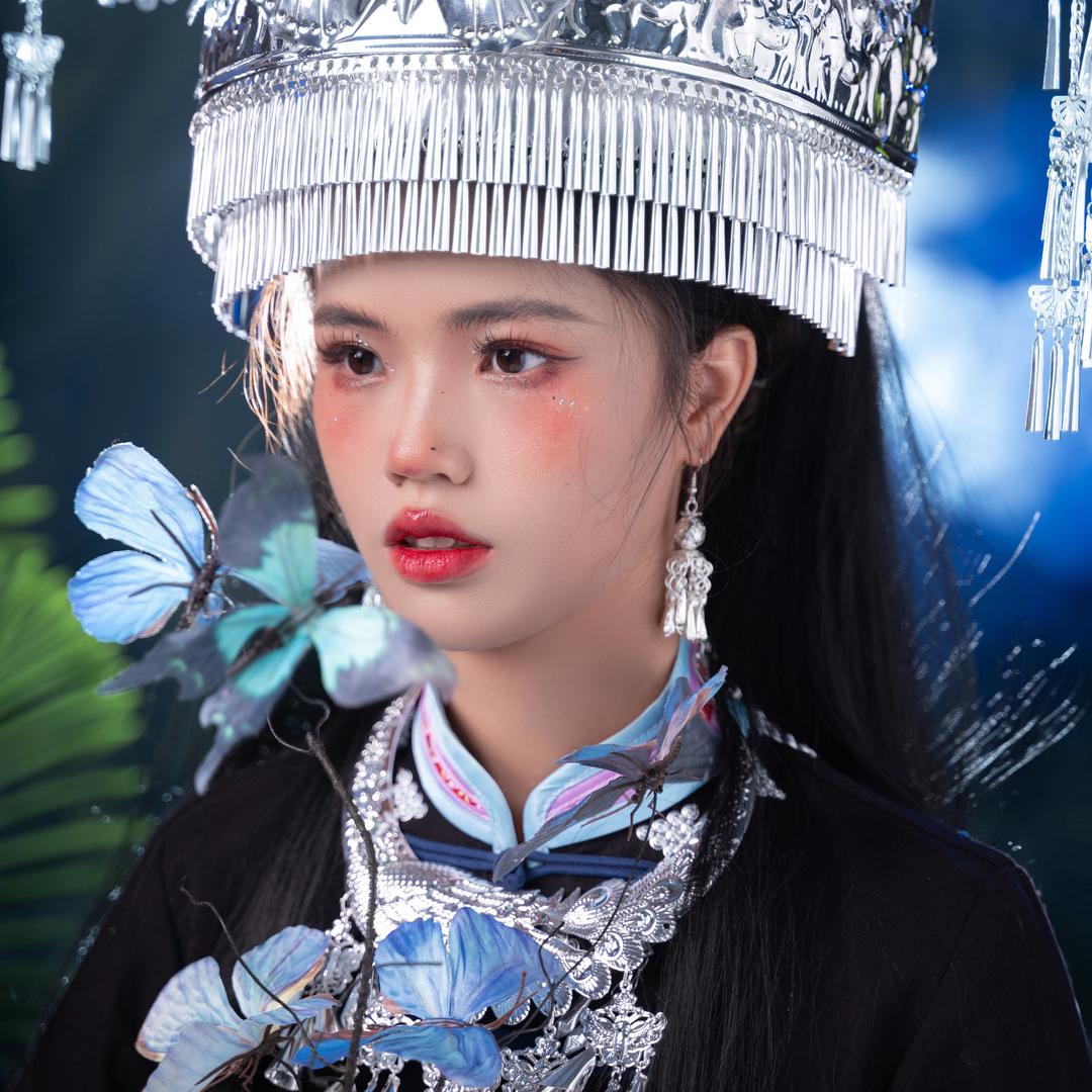 二梦摆地摊-福鼎肉片