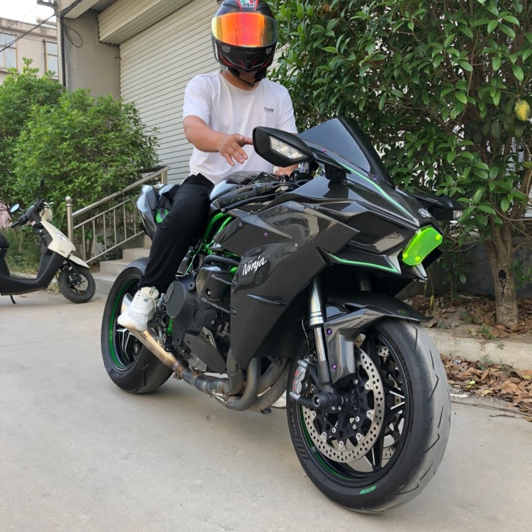 东海县雨梧汽车配件经营部