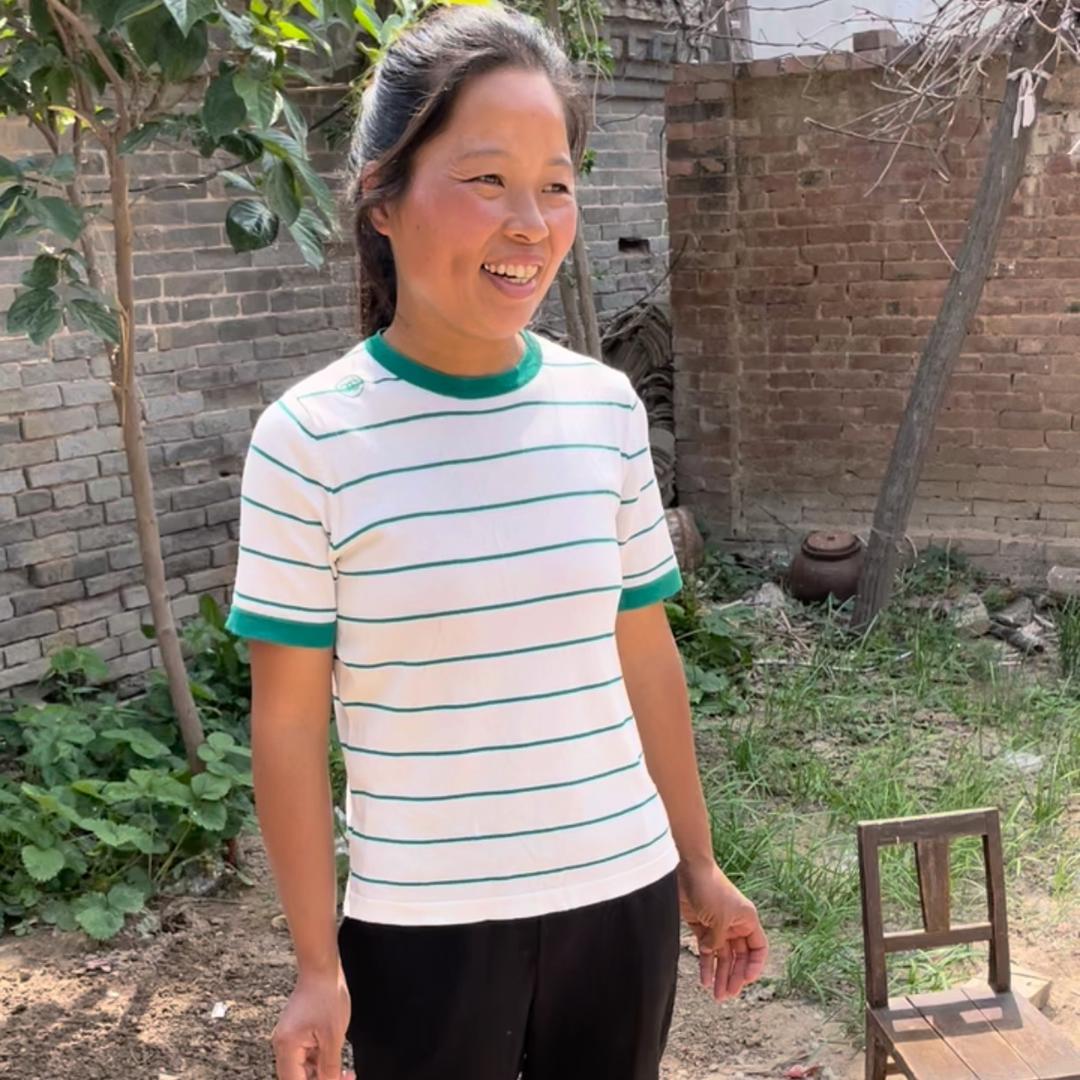 彩霞嫂子