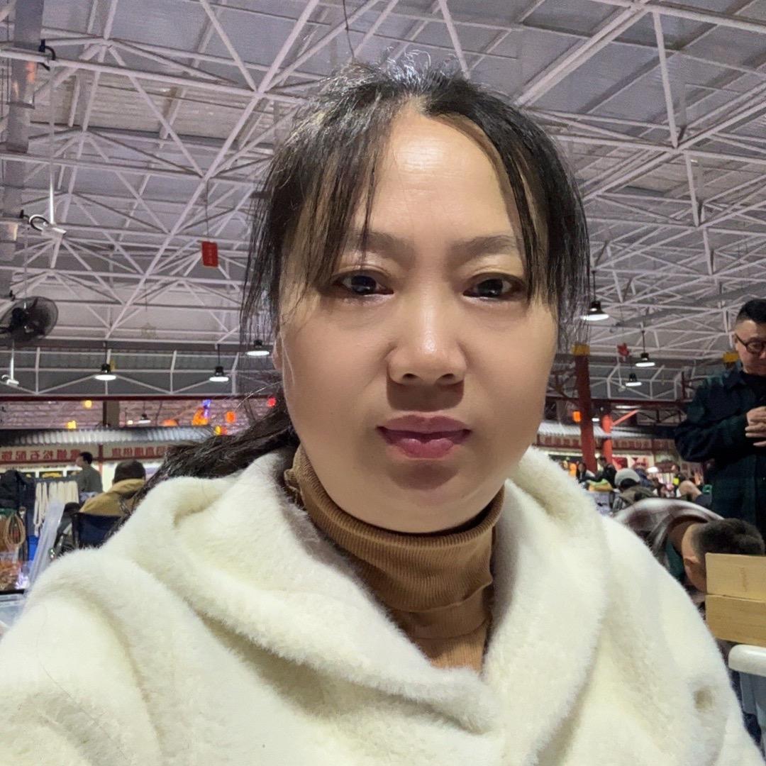 湖北松石姐姐