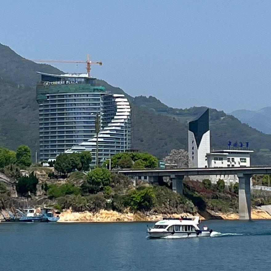 阿平