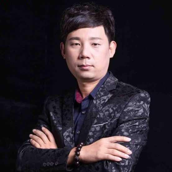 设计陈泓宇