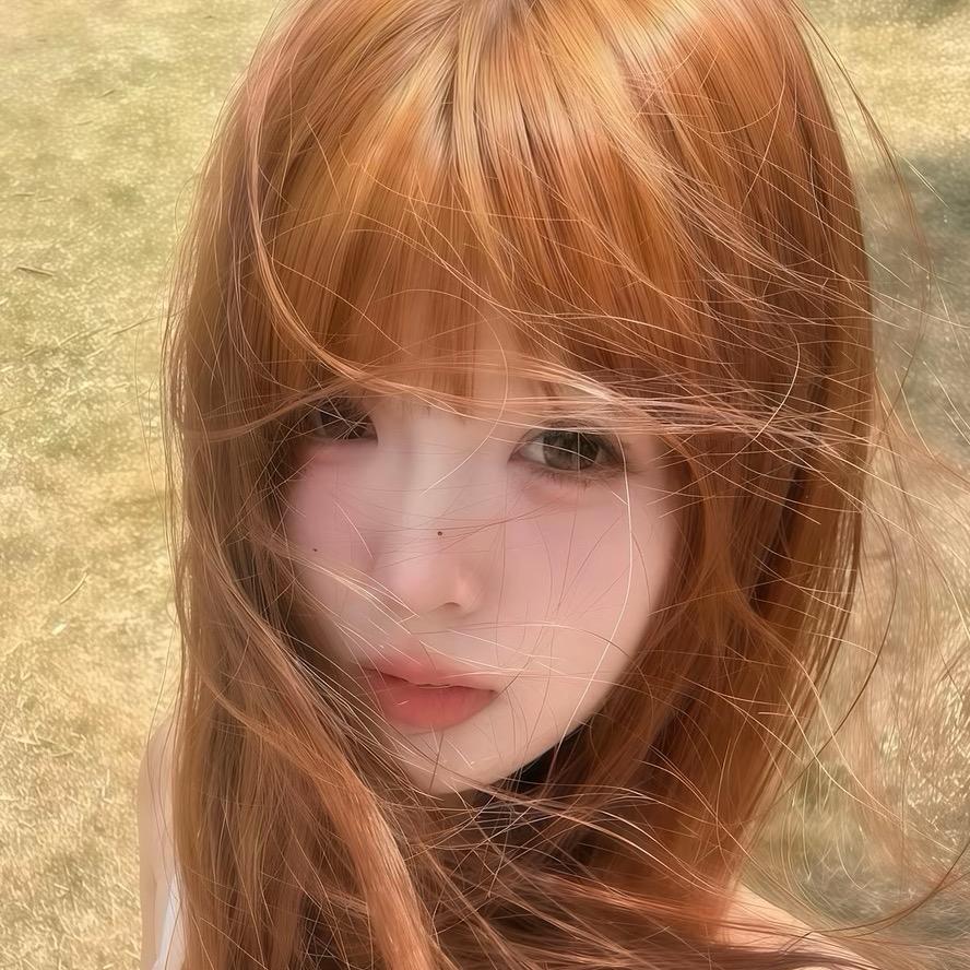 卧病在床依旧看美女