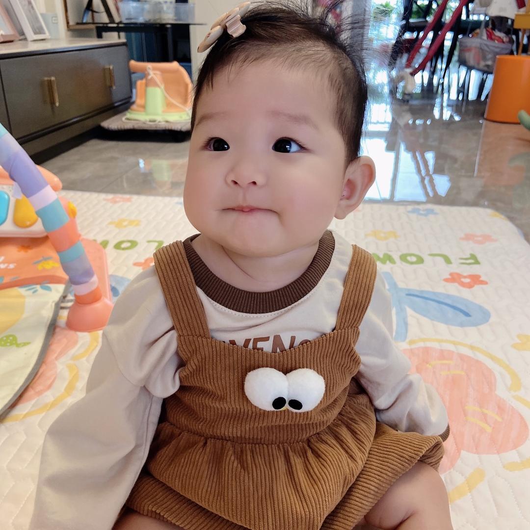 一只小宥兔🐰